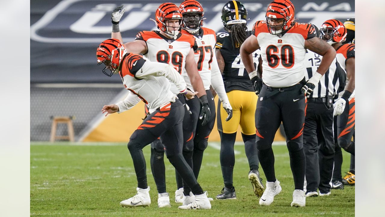 Early Bengals Mistakes Boost Steelers Into Second Half