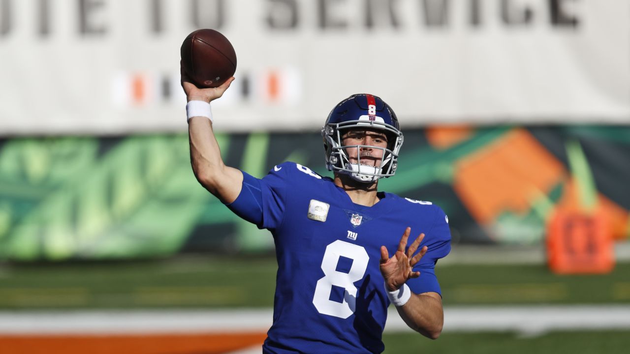 New York Giants linebacker Tomon Fox (49) during an NFL preseason football  game against the Cincinnati Bengals, Sunday, Aug. 21, 2022 in East  Rutherford, N.J. The Giants won 25-22. (AP Photo/Vera Nieuwenhuis