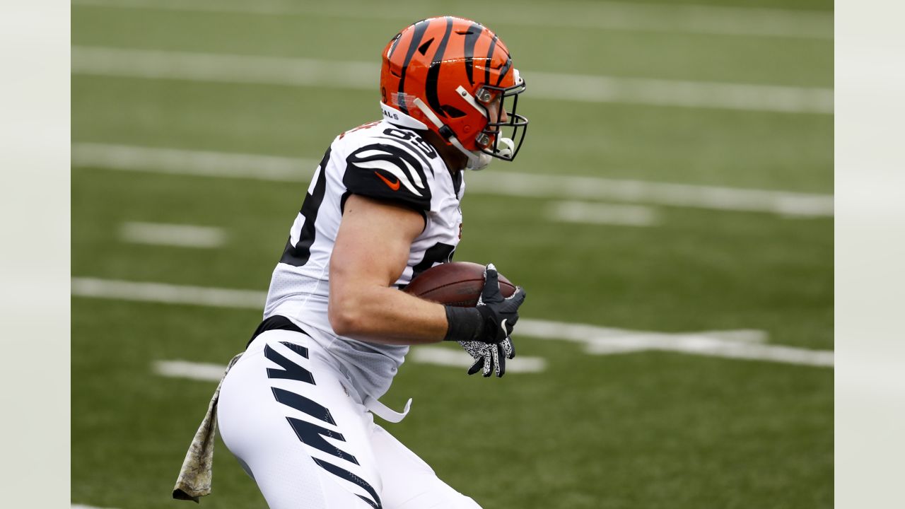 New York Giants linebacker Tomon Fox (49) during an NFL preseason football  game against the Cincinnati Bengals, Sunday, Aug. 21, 2022 in East  Rutherford, N.J. The Giants won 25-22. (AP Photo/Vera Nieuwenhuis