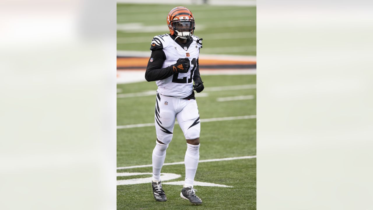 Cincinnati Bengals defensive back Brandon Wilson (40) runs during an NFL  preseason football game against the Washington Football Team, Friday, Aug.  20, 2021 in Landover, Md. (AP Photo/Daniel Kucin Jr Stock Photo - Alamy