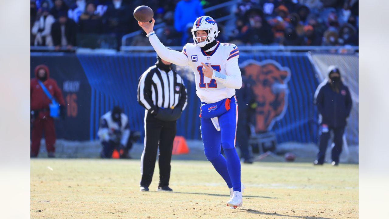 Bears lose Christmas Eve matchup to Bills, 35-13