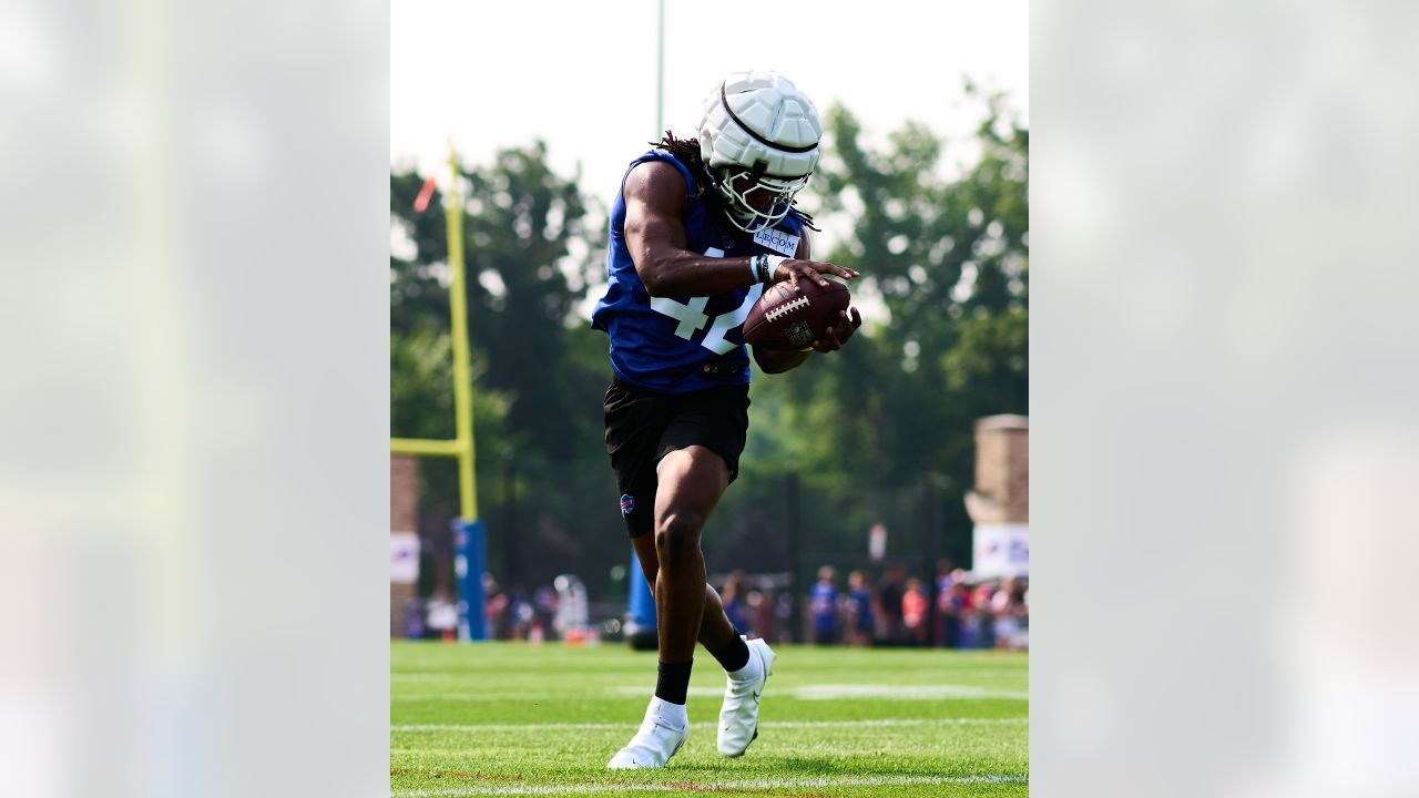 Quarterback Josh Allen arrives to Buffalo Bills camp in style by riding a  scooter