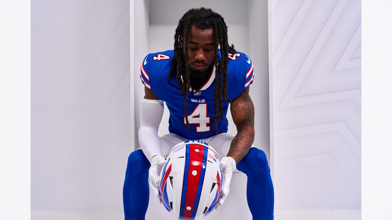 Buffalo Bills wide receiver Khalil Shakir catches a pass during practice at  the NFL football team's training camp in Pittsford, N.Y., Friday, July 28,  2023. (AP Photo/Adrian Kraus Stock Photo - Alamy