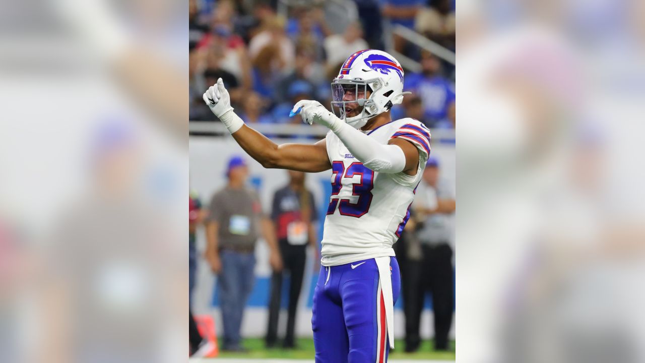 DETROIT, MI - NOVEMBER 24: Detroit Lions Running Back (42) Justin Jackson  receives the opening kickoff in the game between Buffalo Bills and Detroit  Lions on November 24, 2022 in Detroit, MI (