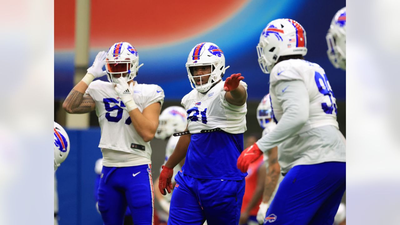 Buffalo Bills' Spencer Brown slugs beer after touchdown vs. Panthers