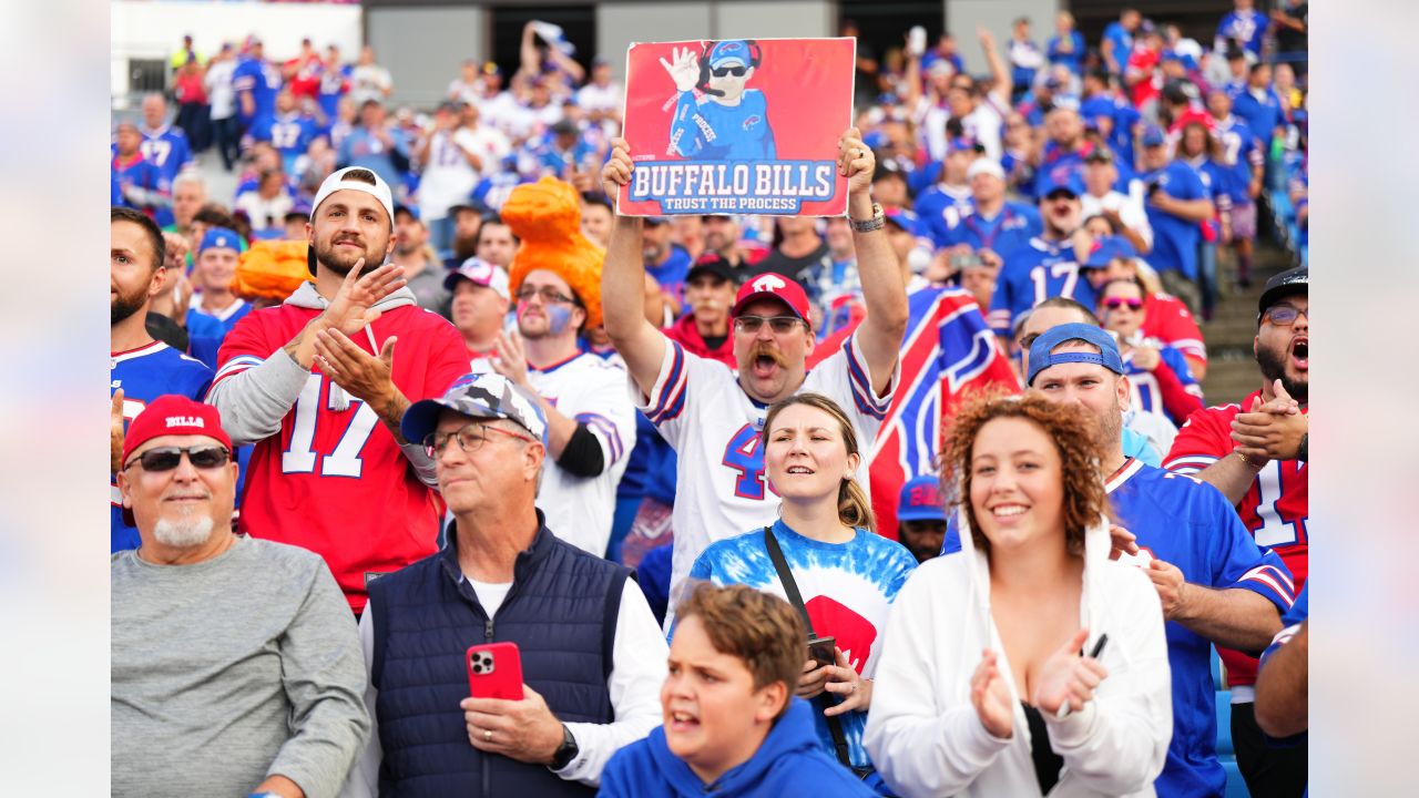 Thousands of Bills Fans Invaded South Beach this Weekend