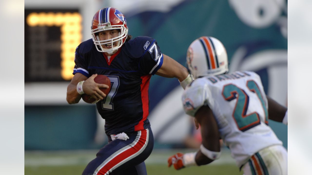 Drew Bledsoe announced as the Bills Legend of the Game against Miami