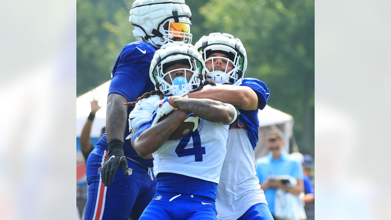 Observations: Bills' Ed Oliver, Spencer Brown scuffle during Day 3