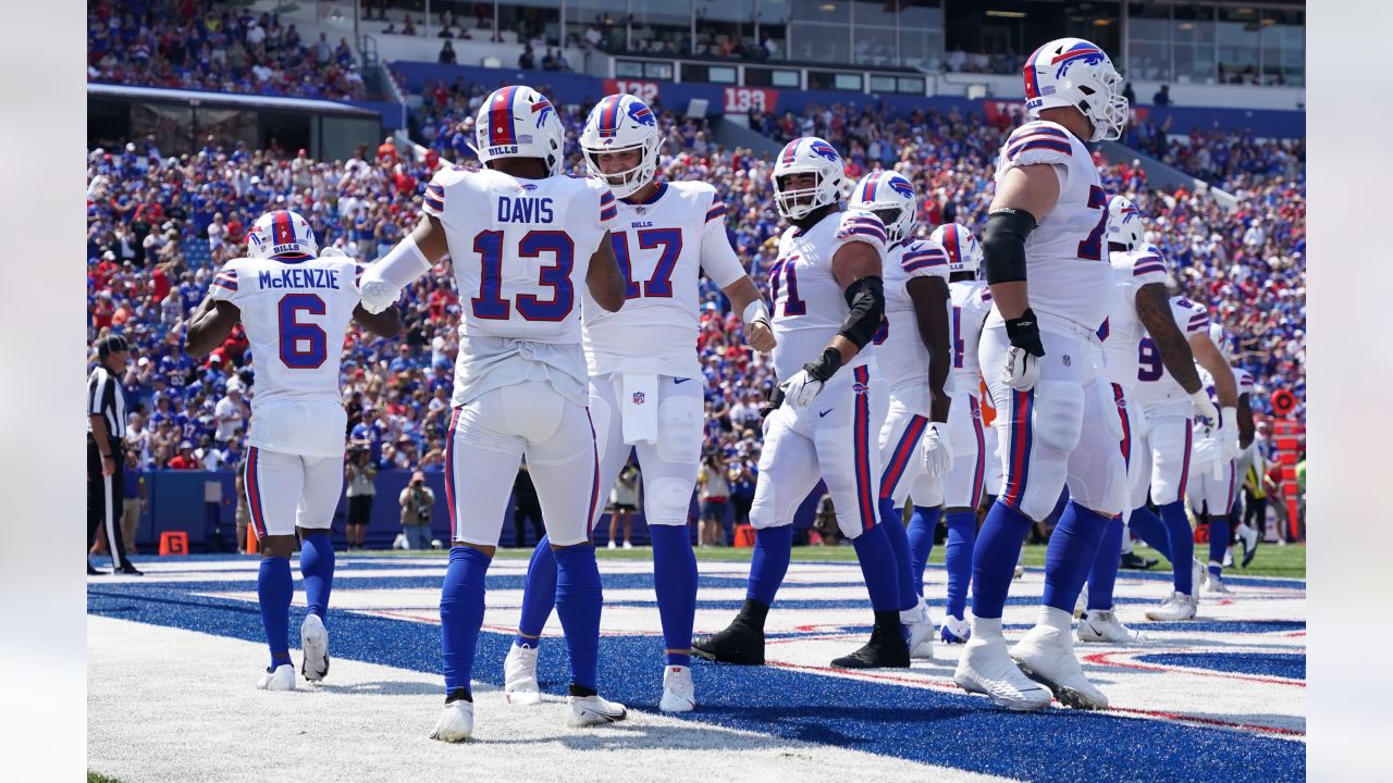 Buffalo Bills punter Matt Araiza, right, and long snapper Reid Ferguson  warm up before a preseason NFL football game against the Denver Broncos in  Orchard Park, N.Y., Saturday, Aug. 20, 2022. (AP