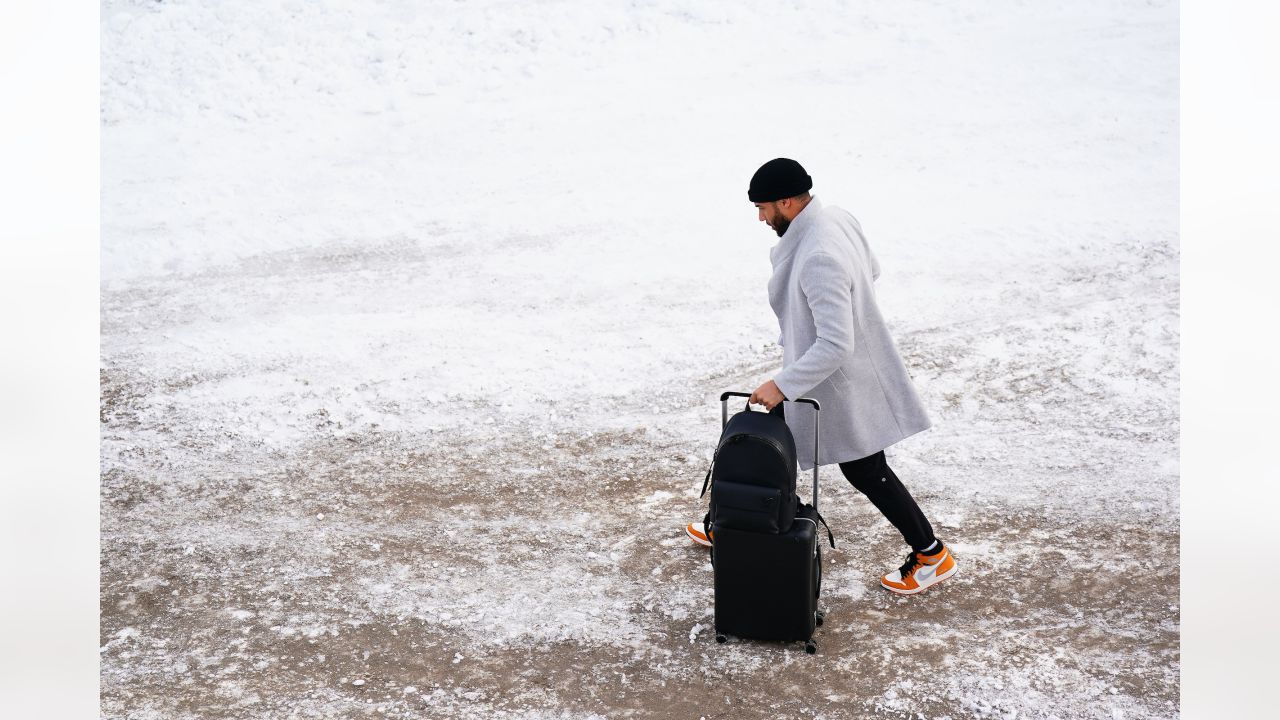 Inside stories of the Bills' travel through the snowstorm - Sports  Illustrated