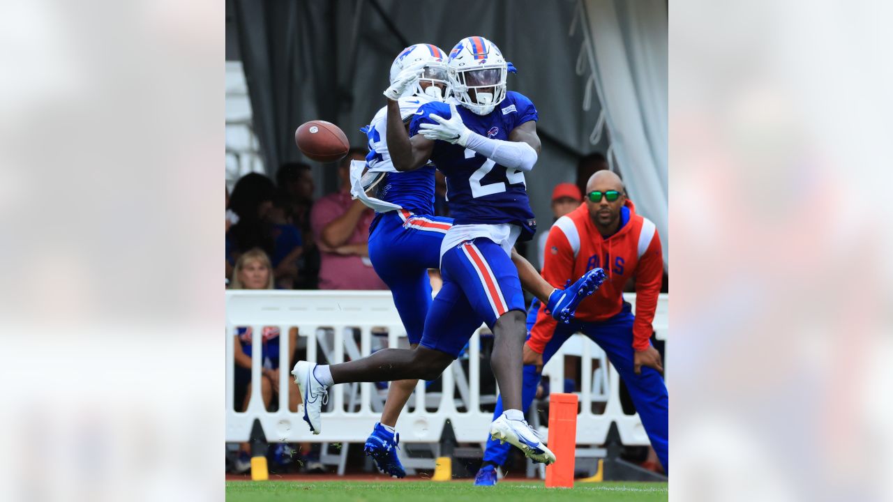 Buffalo Bills running back Duke Johnson (22) makes a catch during practice  at the NFL football team's training camp in Pittsford, N.Y., Monday July  25, 2022. (AP Photo/Joshua Bessex Stock Photo - Alamy