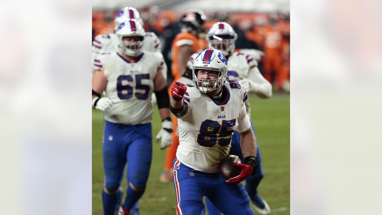 Buffalo Bills win their first AFC East title since 1995 after rout over the  Denver Broncos: Recap, score, stats and more 