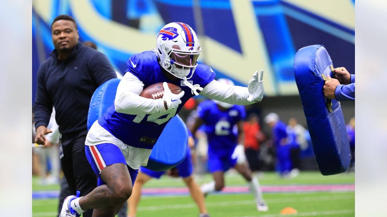 What does Spencer Brown's absence in spring mean for Bills