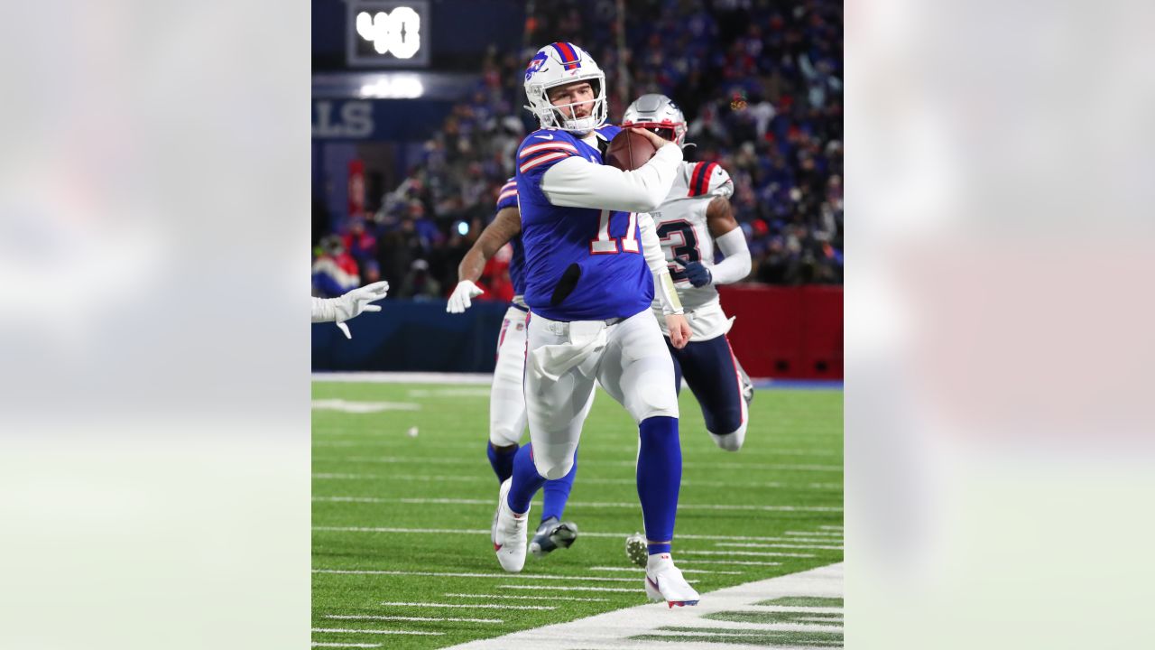 Bills bounce Patriots 47-17 in AFC super wildcard