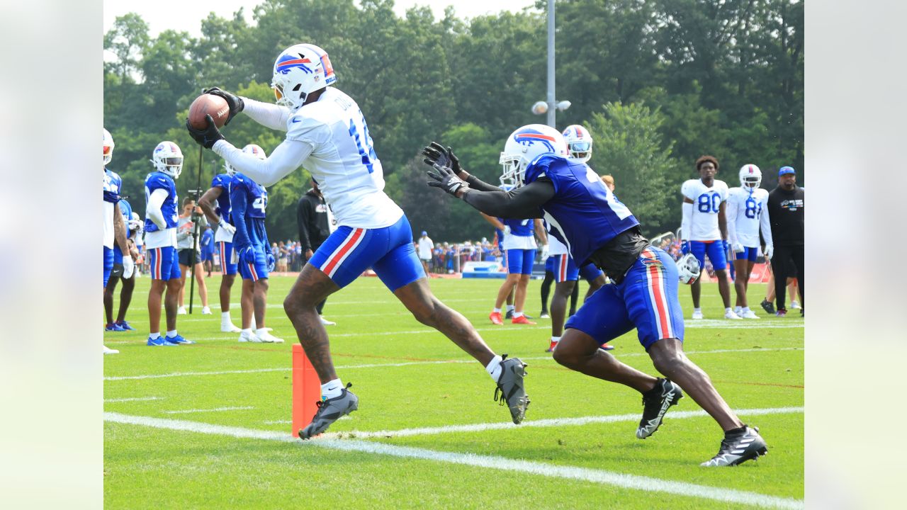 Dodson, Elam lead standouts from Return of the Blue and Red Scrimmage -  Buffalo Rumblings