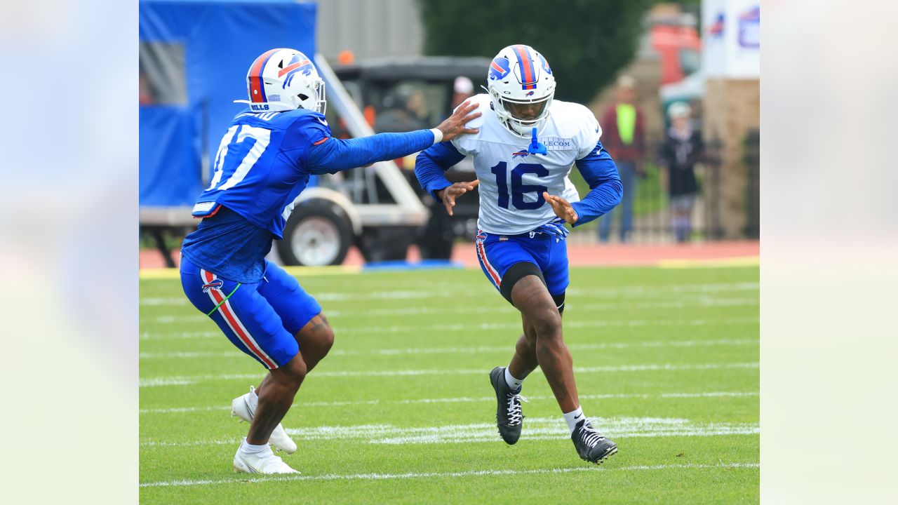 Dodson, Elam lead standouts from Return of the Blue and Red Scrimmage -  Buffalo Rumblings