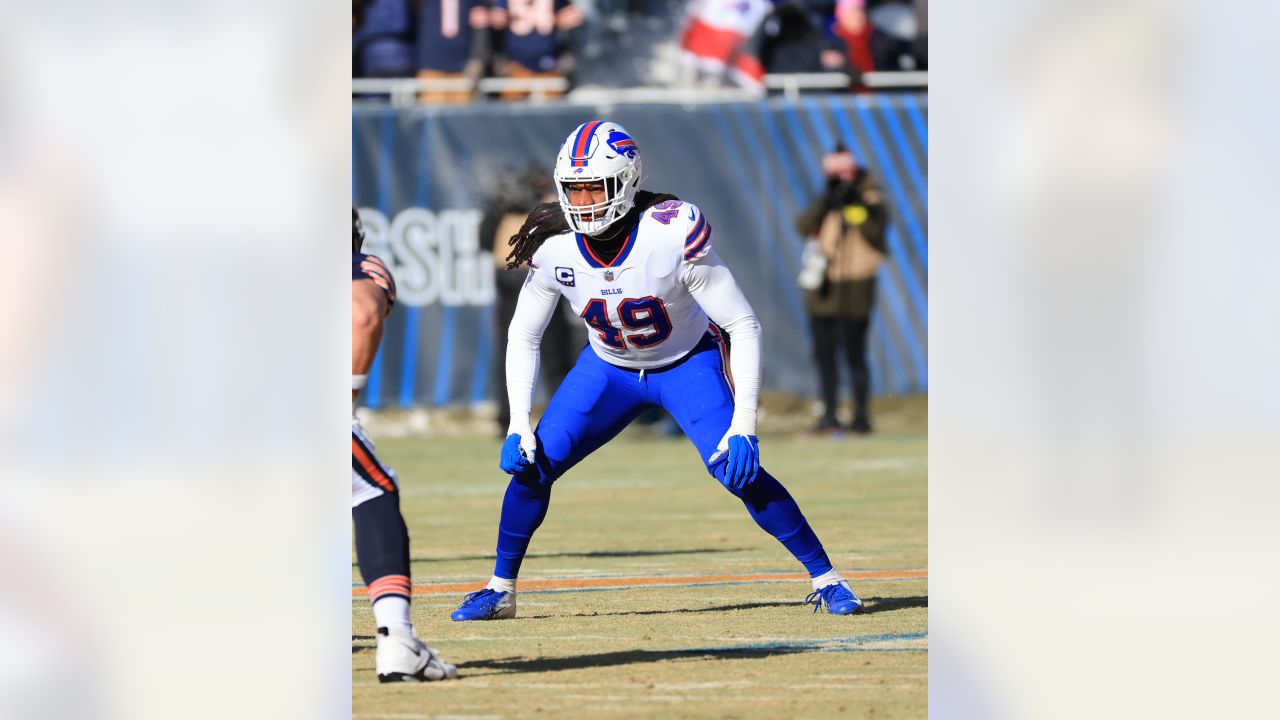 Bills clinch 3rd straight AFC East title in one of Chicago's