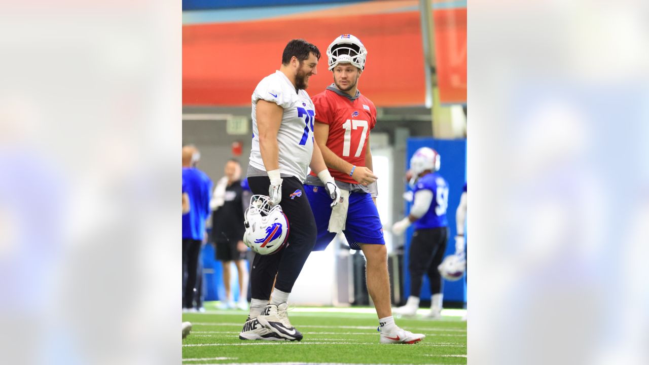 Matthew Bové on X: Josh Allen wearing a Firebaugh Eagles hoodie   / X