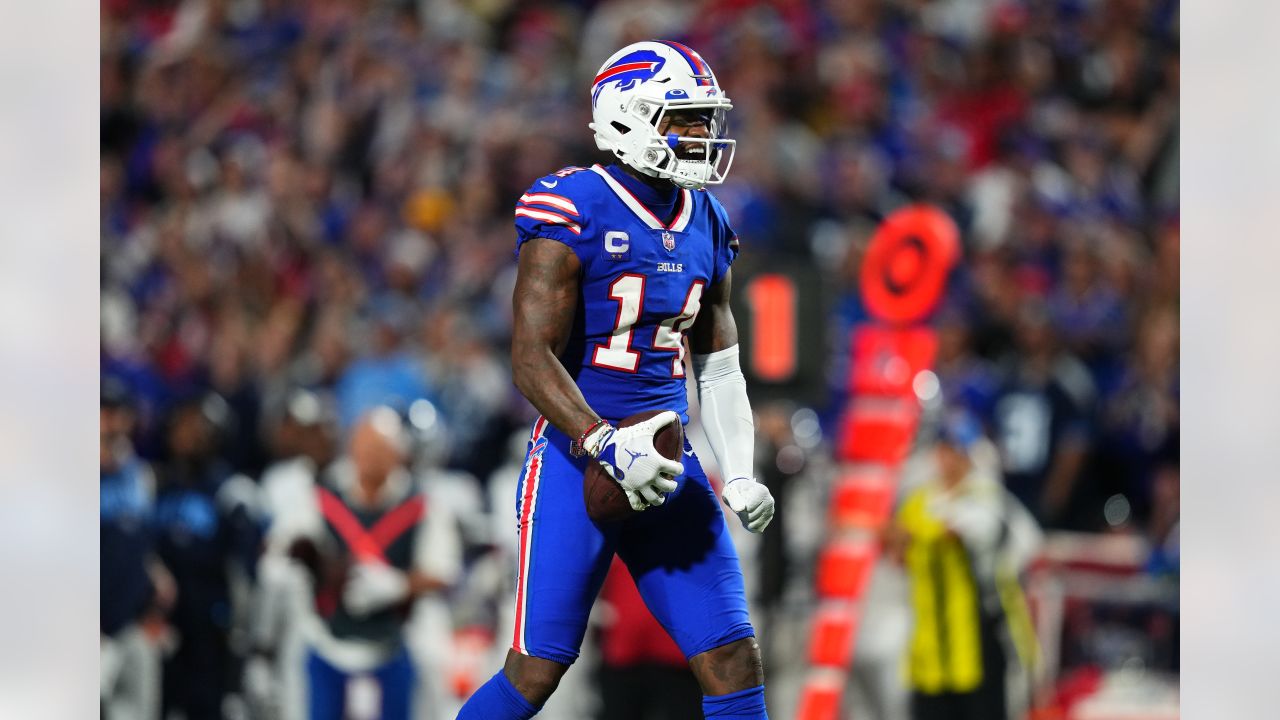 See live Tweets from Buffalo Bills' 41-7 blowout against Tennessee Titans 