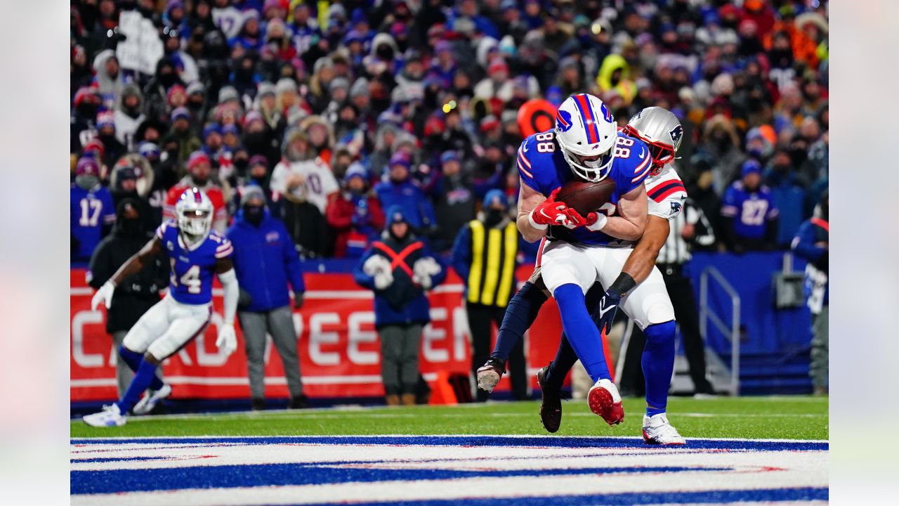 Buffalo Bills defeat hated rival New England Patriots 47-17 in chilly wild  card game in Orchard Park