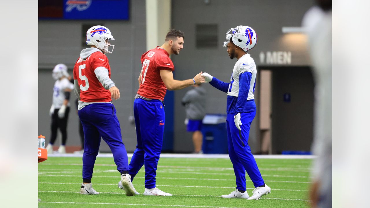 Bills' Mitch Morse returns to practice after latest concussion - ESPN