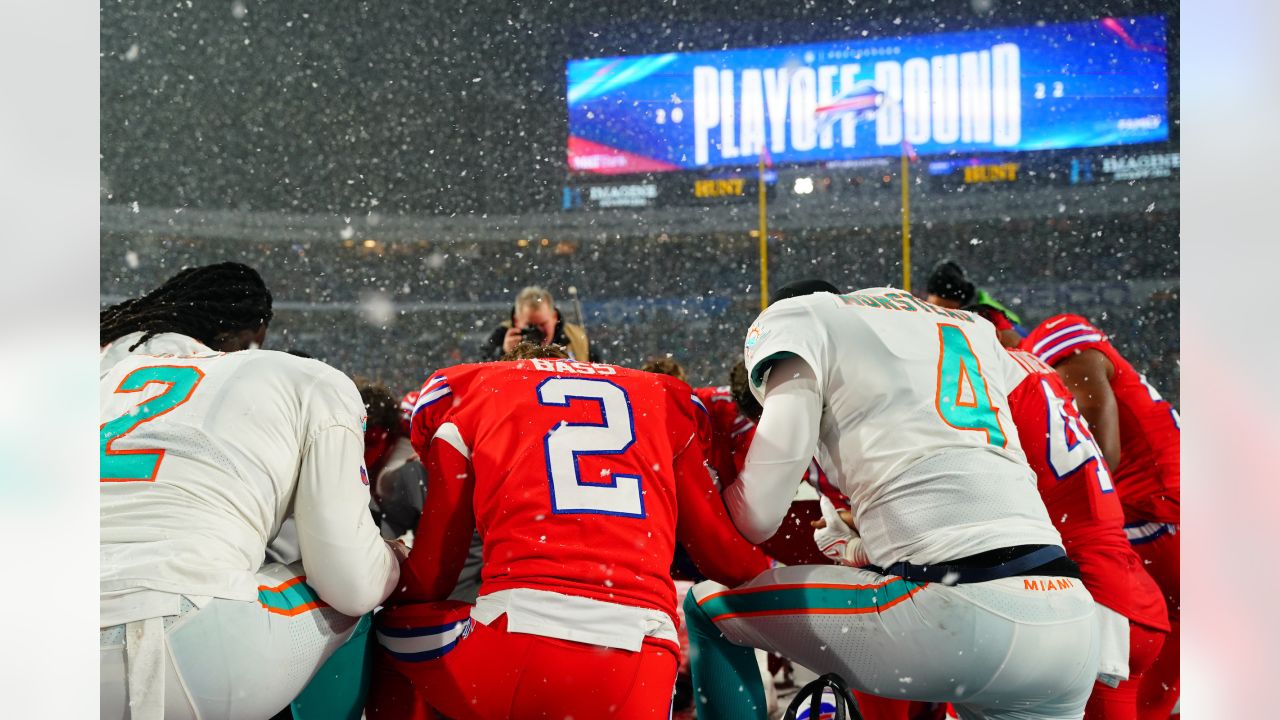 Dolphins vs Bills Week 15 Prop Bets: Diggs Finds Endzone