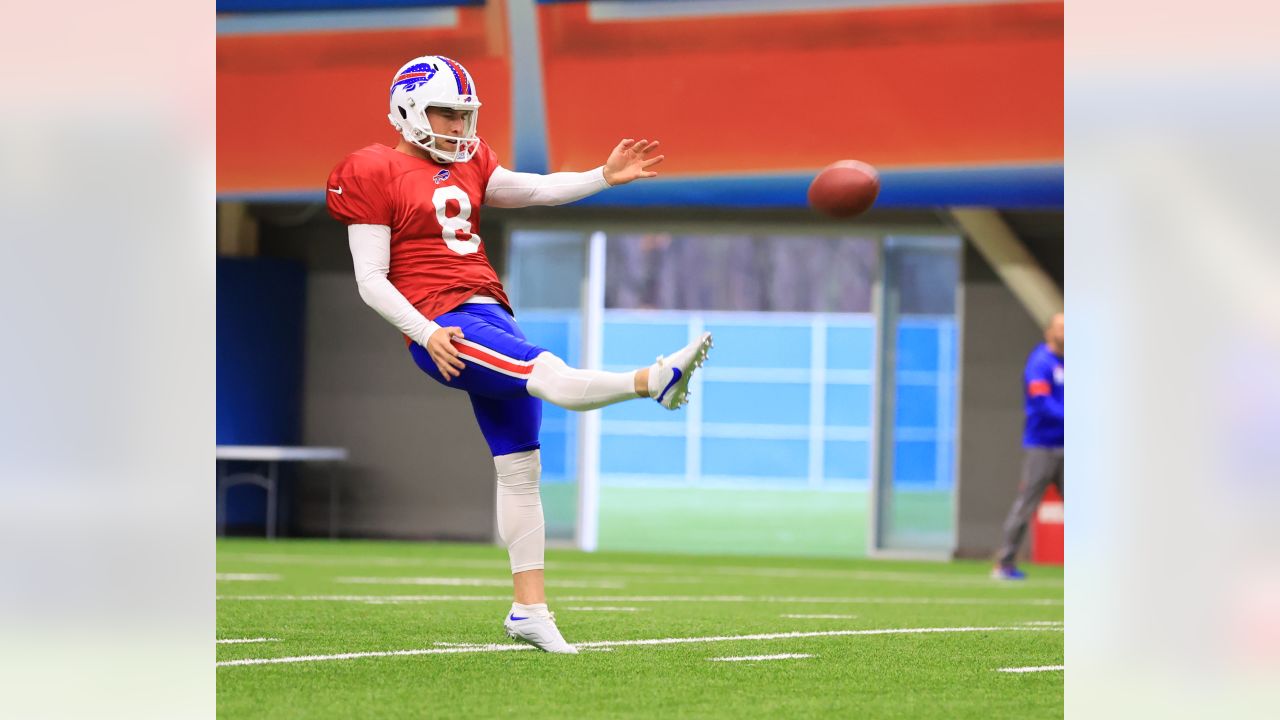 Snow Bowl? Buffalo Bills and Cleveland Browns prepare for game day lake  effect