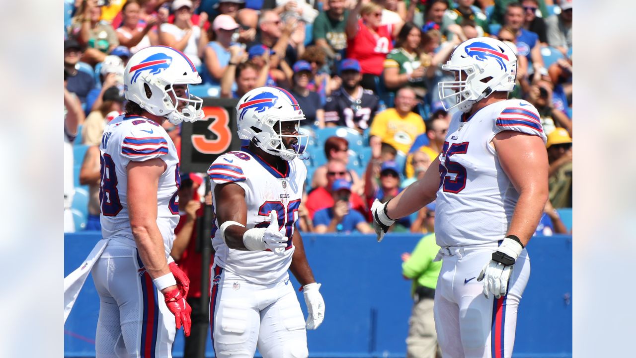 Bills RB Zack Moss Scores TD, Helps Bills In Shutout Of Packers