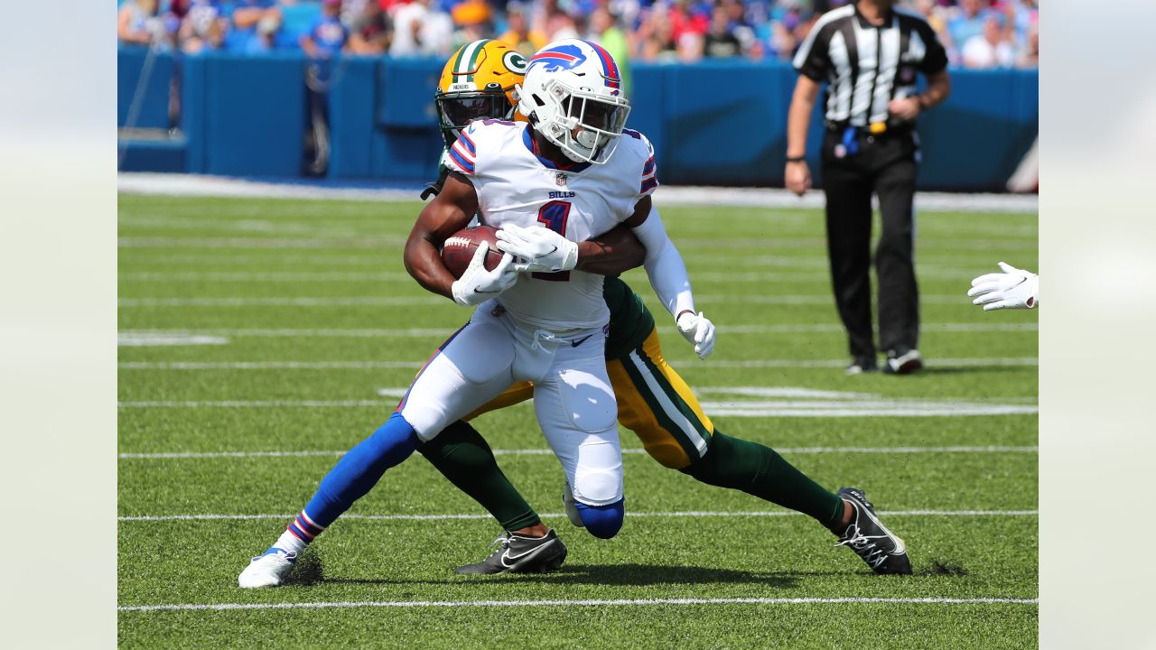 Bills Make Surprise Move to Trade DE Darryl Johnson: Report