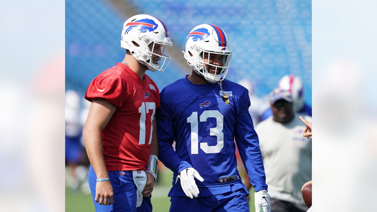 Bills vs Titans: Gabe Davis questionable, Ed Oliver out - Buffalo