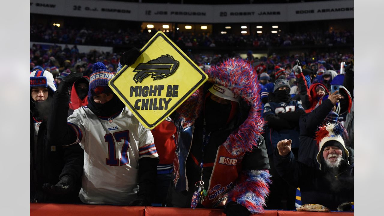 Josh Allen shines as Bills obliterate Patriots in NFL wild card round