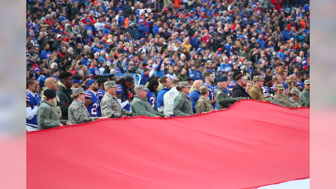 DVIDS - Images - 2019 Buffalo Bills Salute to Service Game: Pregame  Ceremony [Image 3 of 8]