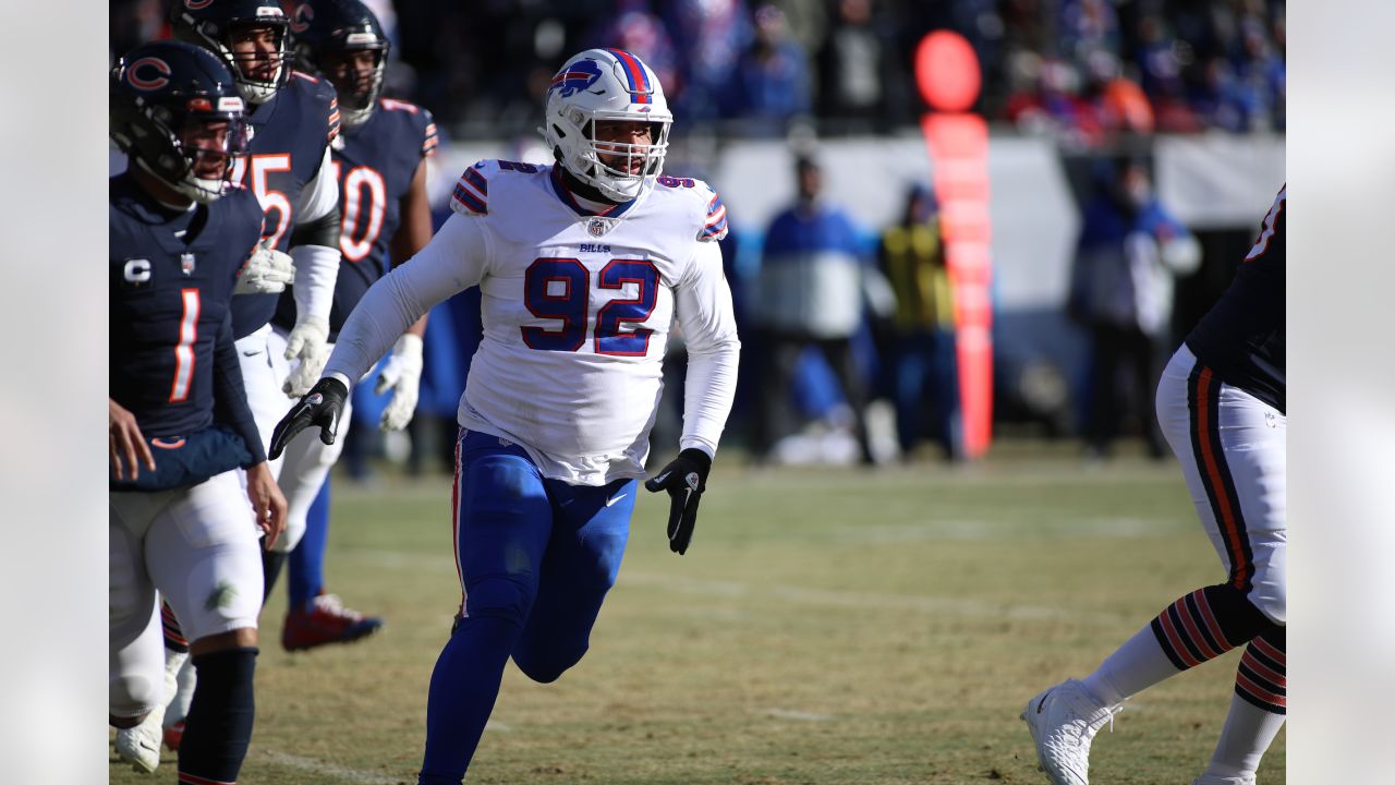 Bills clinch 3rd straight AFC East title in one of Chicago's