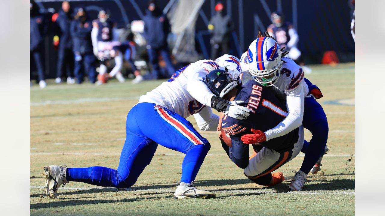 Bills rushing attack fuels win over Bears to clinch AFC East title