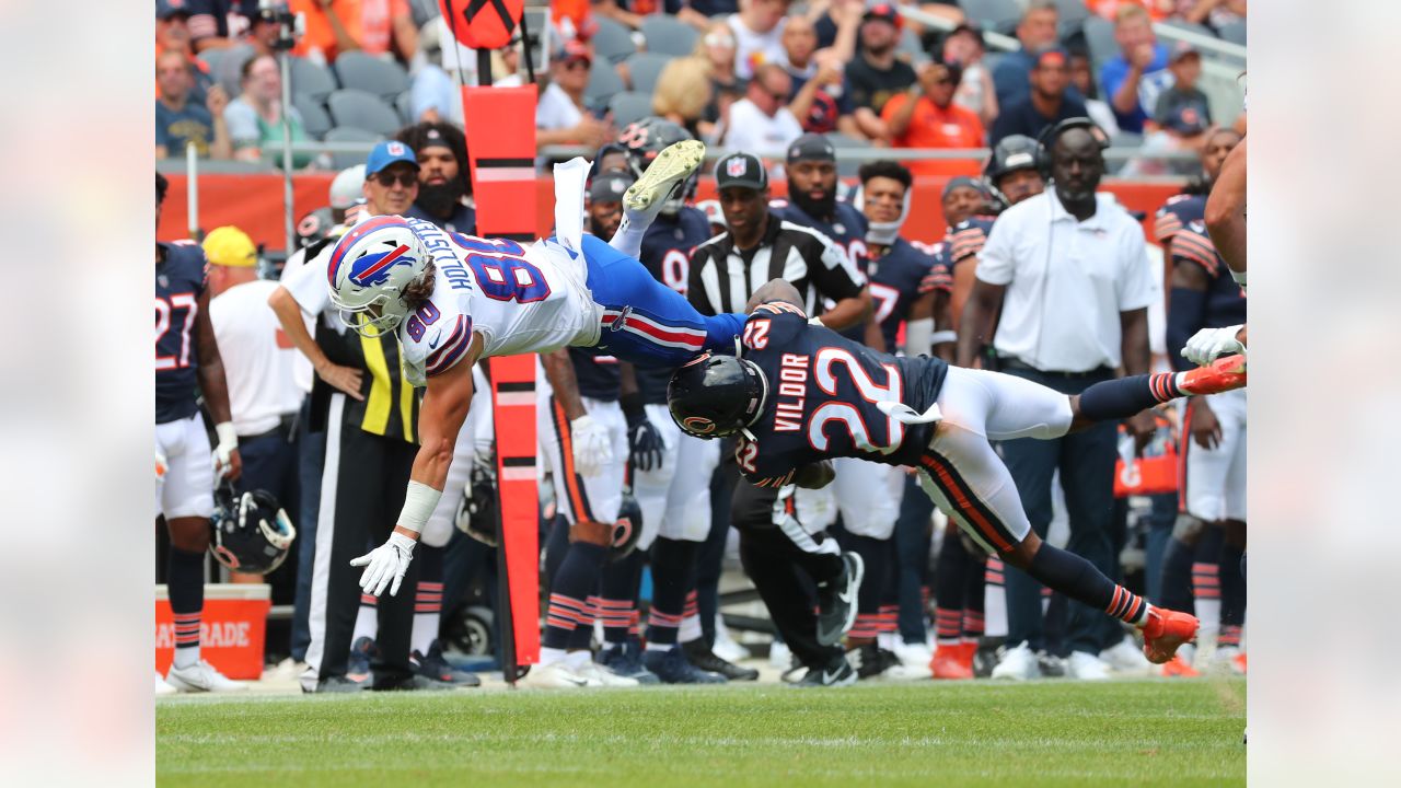 The Buffalo Bills' Jacob Hollister (80) celebrates after a two