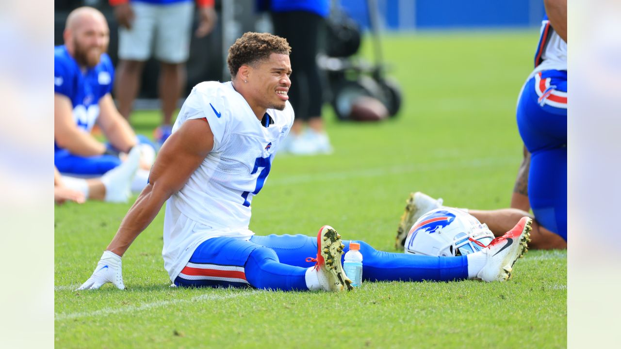 Taron Johnson injury: Bills CB leaves MNF on first drive with head