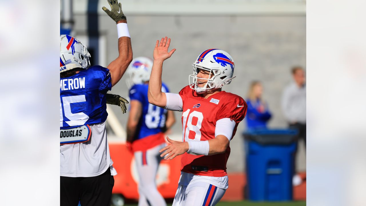 Case Keenum of the Buffalo Bills scrambles against the Tennessee News  Photo - Getty Images