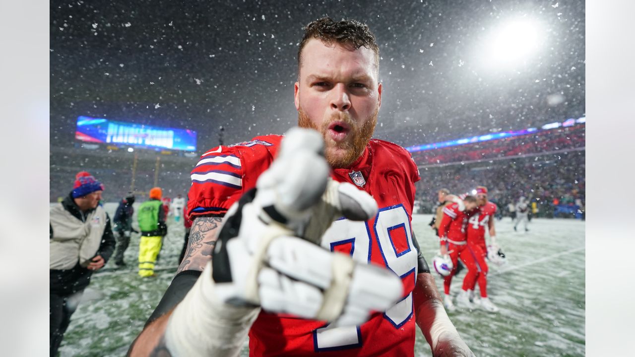 He makes plays that I've never seen before  Josh Allen's heroics secure  playoff-clinching win for Bills