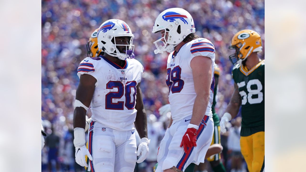 Bills trade Bam Johnson to Carolina Panthers for 2022 sixth-round pick 