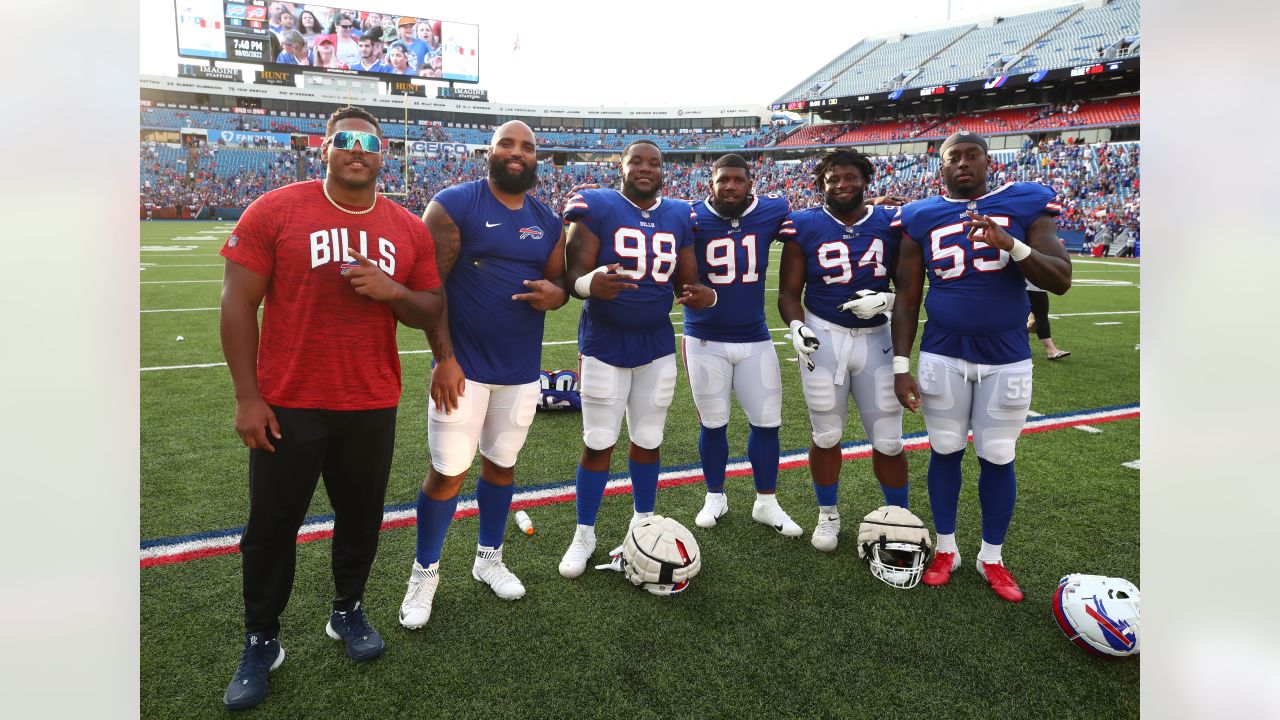 Bills fans travel near and far to watch team in Return of Blue & Red - BVM  Sports