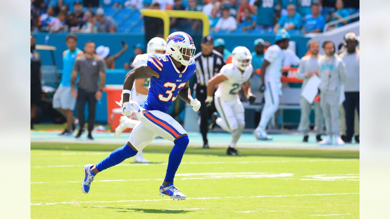 Buffalo Bills CB Christian Benford Injured vs. Miami Dolphins