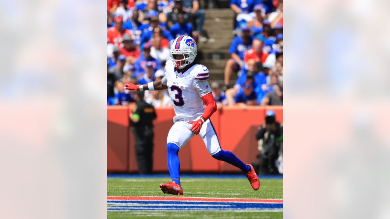 Indianapolis Colts at Buffalo Bills (preseason game 1) kicks off