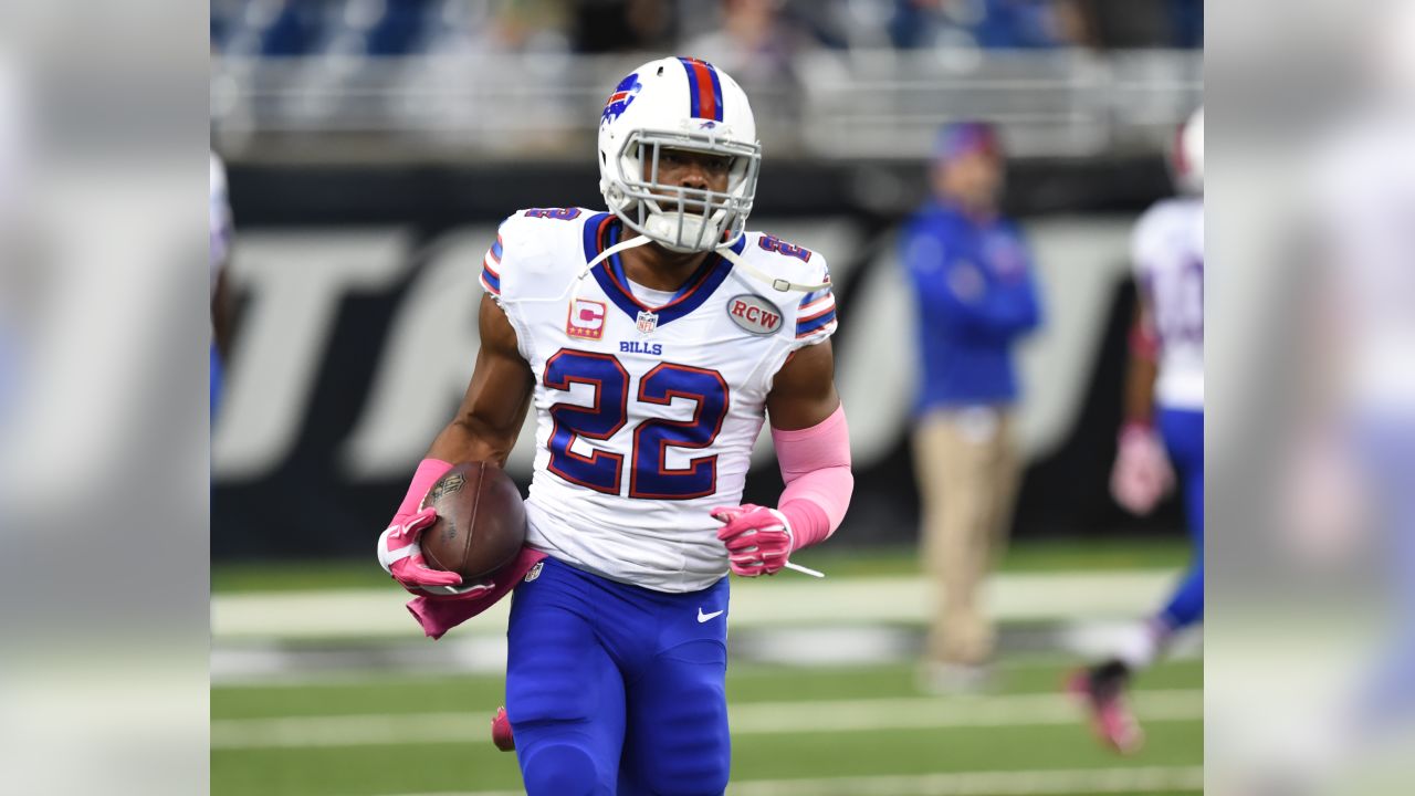 Bills wearing white at home versus the Chargers in Navy. : r/buffalobills