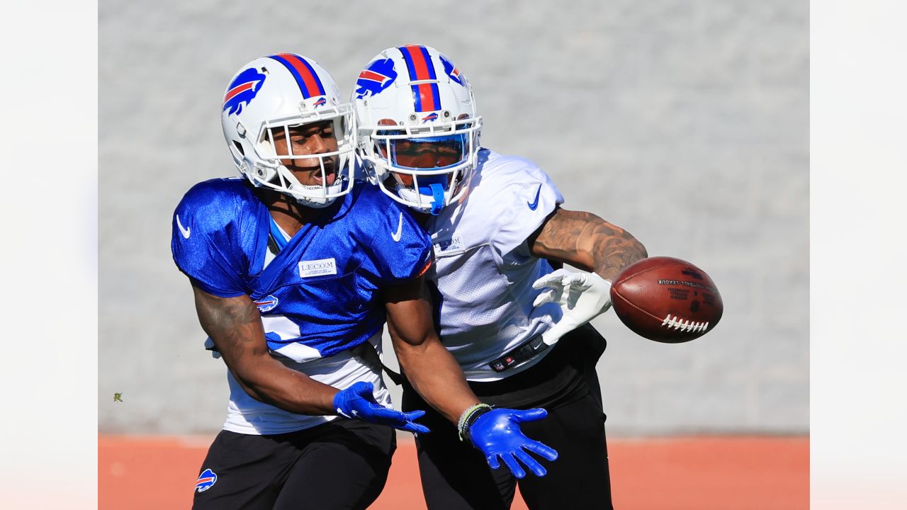 Taron Johnson injury: Bills CB leaves MNF on first drive with head injury -  Buffalo Rumblings