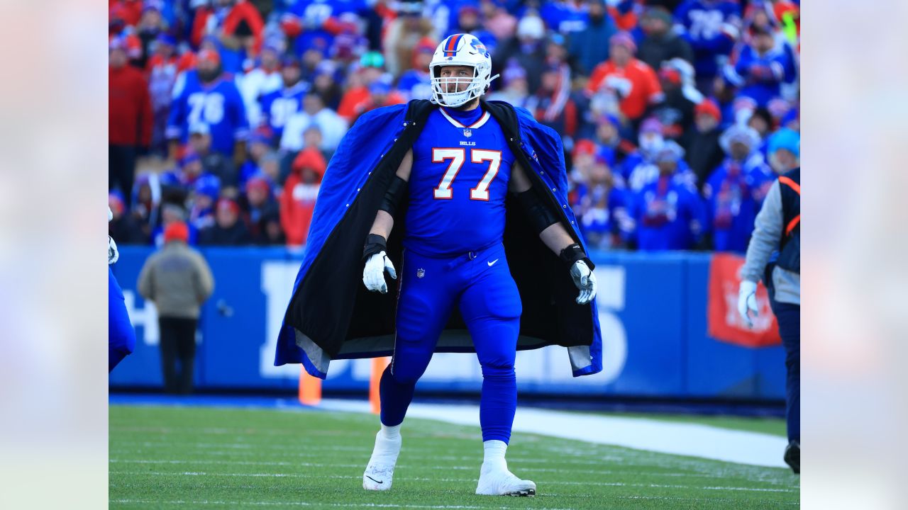 Bills edge Dolphins, 34-31, advance to AFC Divisional Round