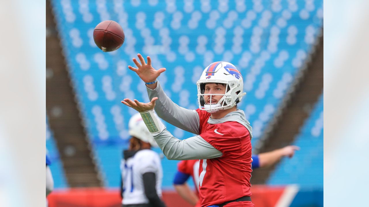 Buffalo Bills quarterback Josh Allen named a finalist for NFL 2021 Art  Rooney Sportsmanship award