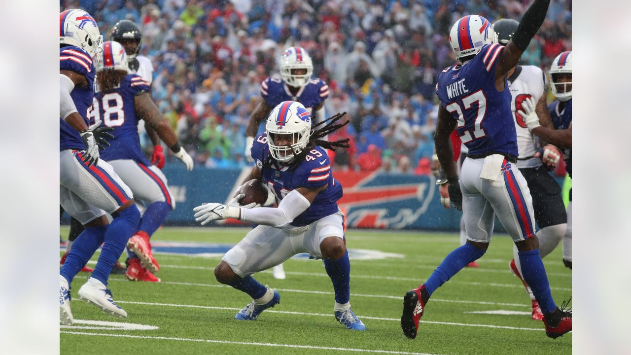 Bills force 5 turnovers, overwhelm Mills and Texans 40-0