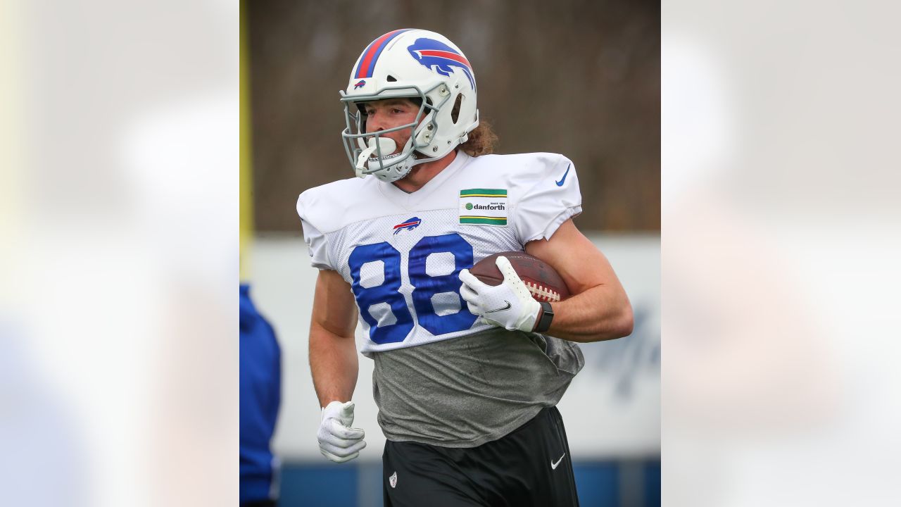 Josh Allen Wears Red Helmet At Practice For Bills Mafia! #Shorts 