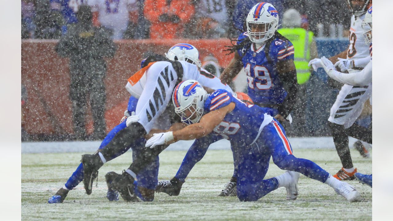 GAMEDEY: Bengals beat Bills 27-10