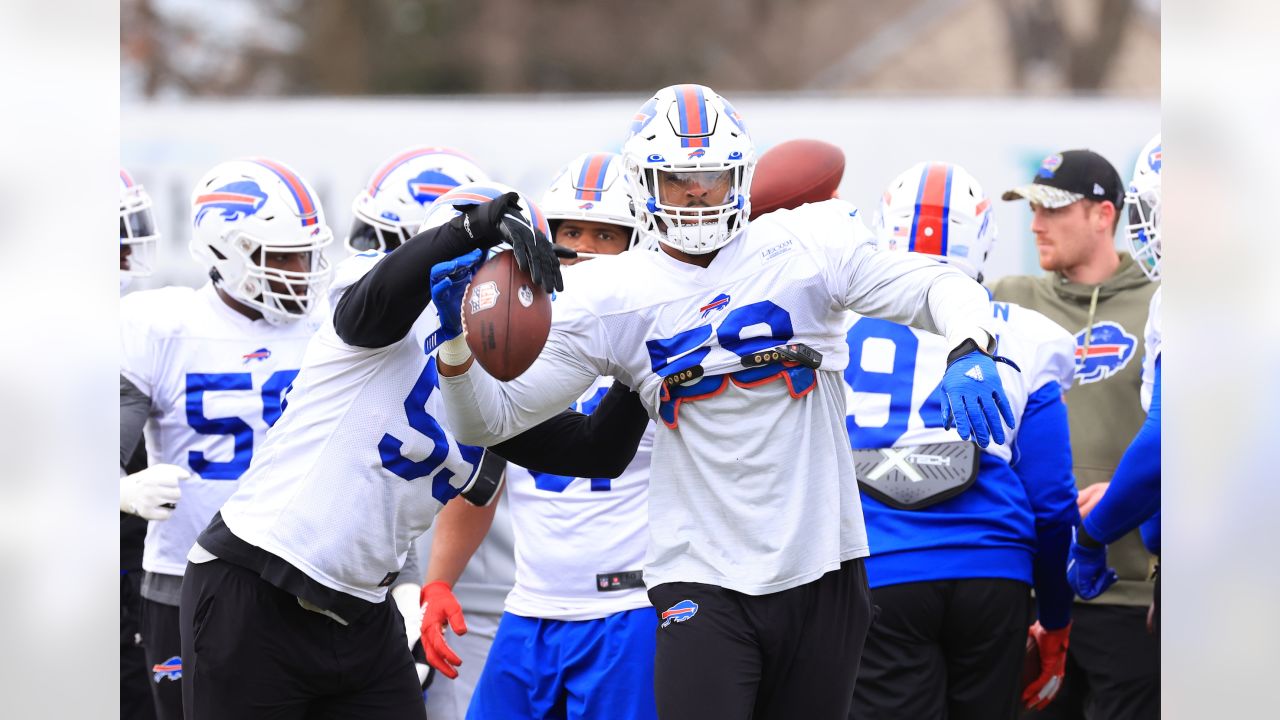 Bills’ McDermott hailed for leading through emotional week